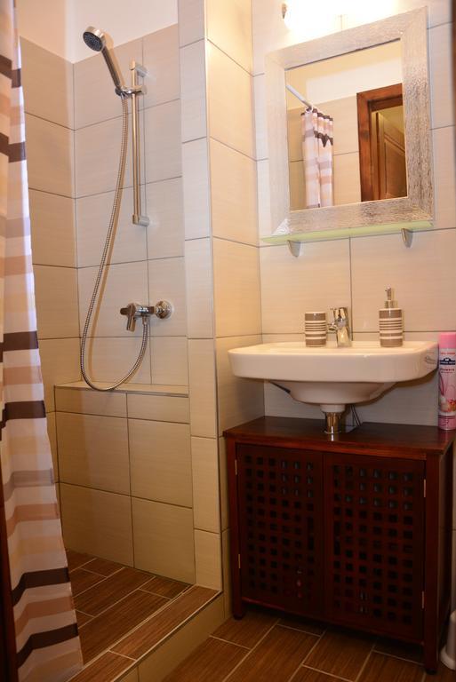 אגר Bodza Apartmanok חדר תמונה